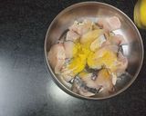 A picture of step 1 of Fish Korma.