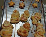 Foto del paso 3 de la receta: Arbolitos navideños de jamón y queso 🎄
