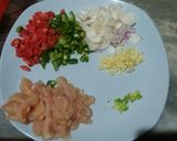 A picture of step 3 of Chicken & Vegetable Pasta😋💛💚.