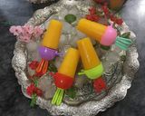 A picture of step 3 of Mango Ice-Lolly.