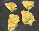 A picture of step 8 of Egg and Vermicelli Dumlette.