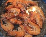 Foto langkah ke 1 dari resep Udang saus padang.