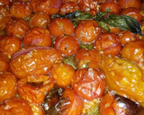 Foto del paso 1 de la receta: Tomate cherry con chipotle, nueces y mermelada de vino tinto
