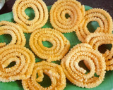 புழுங்கல் அரிசி கார முள்ளு முறுக்கு(mullu murukku recipe in tamil) ரெசிபி ஸ்டேப் 5 புகைப்படம்