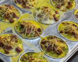 Foto langkah ke 5 dari resep Mini Quiche Makaroni.