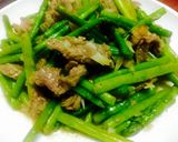 Hình bước làm 4 của món Măng tây xào Thịt bò
