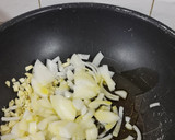 Foto del paso 1 de la receta: Pollo en salsa