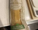 Hình bước làm 1 của món Mì Linguine với cá cờ sốt cà chua và quả ô liu