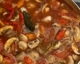Foto langkah ke 7 dari resep Tom Yum Goong - Sup Udang Asam Pedas Khas Thailand.