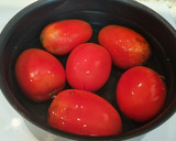 Foto del paso 2 de la receta: Salsa de tomate frito casera