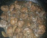 A picture of step 2 of Potatoes in kidney sauce.