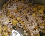 A picture of step 3 of Sweet potato upp curry.