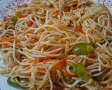 गार्लिक फ्लेवर नूडल्स (Garlic flavour noodles recipe in hindi) रेसिपी चरण 1 फोटो