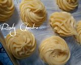 Foto langkah ke 3 dari resep Kue Soes Vla Rhum.
