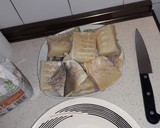 Foto del paso 3 de la receta: Bacalao con pimiento rojo y Salsa de tomate