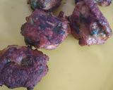 A picture of step 3 of Chicken ball stuffed flower bread.