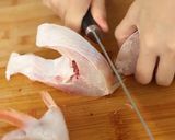 Foto langkah ke 2 dari resep Sup Ikan Kemangi Devina Hermawan.