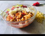 A picture of step 2 of Red sauce macaroni.