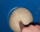 صورة لخطوة 2 من وصفة بریوش خفیف بشکولا علی شکل وردة 😋😋