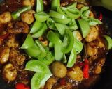 Foto langkah ke 5 dari resep Krengsengan Telur Puyuh & Tahu.