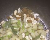 A picture of step 2 of Sabudana Khichdi.