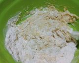 Foto langkah ke 2 dari resep Roti goreng isi sosis (mini).
