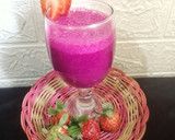 Foto langkah ke 4 dari resep Jus Stoberi, Buah Naga, Pisang.