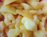 A picture of step 2 of Peach sharbat (juice).