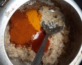 शाही चिकन करी (Shahi Chicken Curry Recipe In Marathi) रेसिपी स्टेप 2 फोटो 