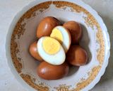 Foto langkah ke 5 dari resep Telur Pindang.