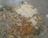 A picture of step 4 of Potato masala with poori.
