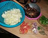 Foto langkah ke 1 dari resep Tongkol kuah nyammi < 15rb.