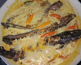 Foto langkah ke 4 dari resep Mangut Lele Pedas.