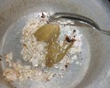 सोया चंक्स ग्रीन ग्रेव्ही (Soya Chunks Green Gravy Recipe In Marathi) रेसिपी स्टेप 8 फोटो 