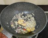 Foto langkah ke 3 dari resep Tumis Baby Buncis Singapore.