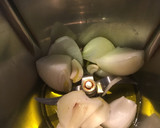 Foto del paso 1 de la receta: Carne vegetal y champiñones al vino tinto con patatas thermomix para 2