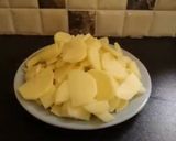 A picture of step 2 of Spanish Omelette.