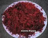 A picture of step 1 of Beetroot Halwa.