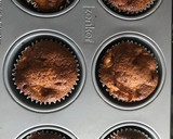 Foto del paso 6 de la receta: Magdalenas de manzana con sorpresa de chocolate
