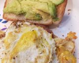 A picture of step 2 of Cali Food Truck Breakfast Sandwich.