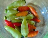 Foto langkah ke 1 dari resep Ikan Sarden Kaleng Super Pedas.