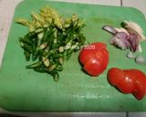 Foto langkah ke 2 dari resep Cumi asin cabe ijo.