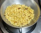 A picture of step 6 of Puffed rice chivda.
