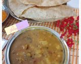 A picture of step 3 of Halwa Pori.