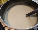 Foto del paso 3 de la receta: Crepas en salsa de chile poblano