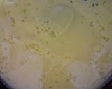 A picture of step 2 of Anday ka halwa.