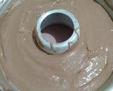 Foto langkah ke 5 dari resep Bolu Coklat Panggang.