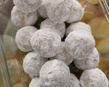 Foto del paso 5 de la receta: Bolitas de "Nieve"