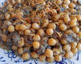 Foto del paso 9 de la receta Garbanzos con morcilla de piñones