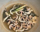 Foto langkah ke 3 dari resep Tom Yum Goong Simple.